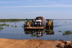 Crossing-the-Nile-at-Masindi-Port-Uganda-on-the-way-to-Apac-District
